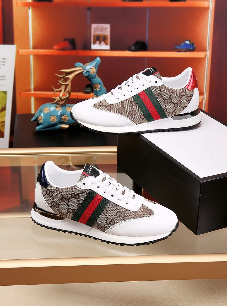 Factory price: 400💰"GUCCI"⚠️⚠️Top purchasing agent🔍🔍Sold simultaneously at men's HK counters. Sole: The original sole is specially provided by the original factory. The exclusive movable molded sole is super comfortable. The original factory follows the order. 🔍🔍High quality. 💪Details determine the quality. We only make shoes with our heart. You can enter and leave the counter at will. You are welcome to compare. Two colors are available. Size: 38-44, customized 45